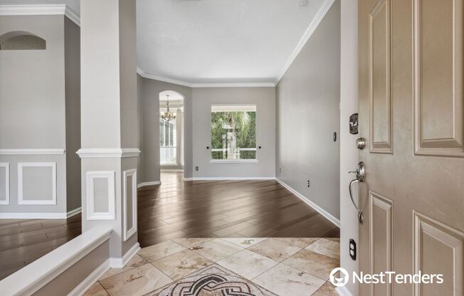 Gorgeous Five Bedroom Northside Beauty!