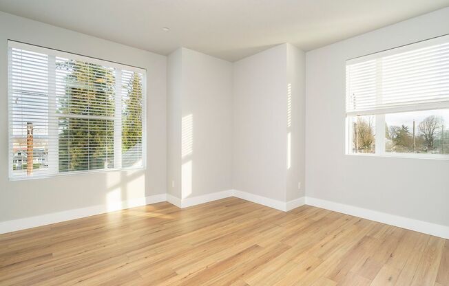 7400 N. Greenwich Avenue