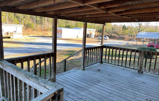 2 BDRM 1 BA SINGLEWIDE MOBILE HOME IN PARK, INSIDE PET OK EXTRA $25 PER MONTH