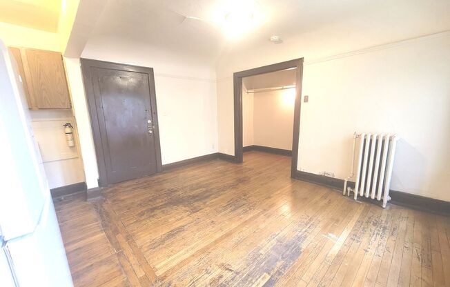 Studio, 1 bath, $775, Unit 104
