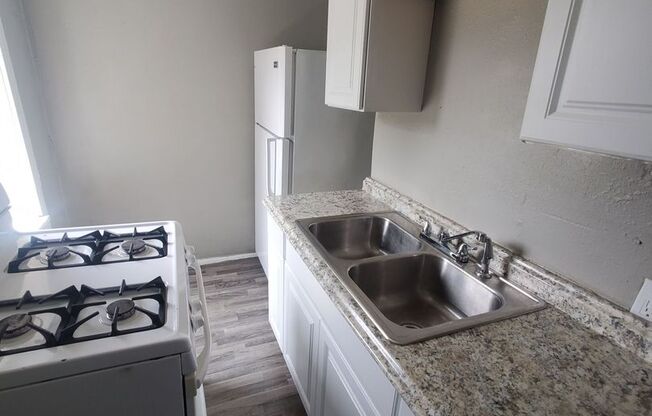 2214-2220 W Hopkins St. (8 Unit)