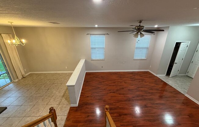 2405 SILVERMOSS DR