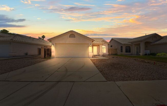 Chic Peoria Rental – Updated Appliances & Open Layout