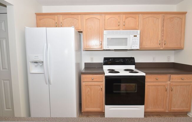 2 beds, 1 bath, $1,600