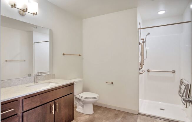 1 bed, 1 bath, 656 sqft, $1,745, Unit 0420