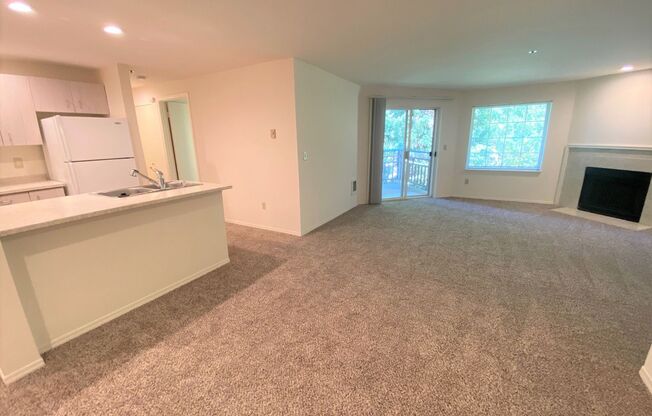 2 beds, 2 baths, 990 sqft, $2,530, Unit B 118