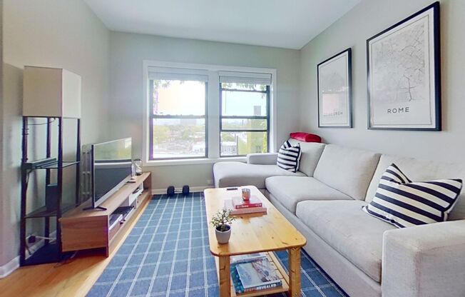 1 bed, 1 bath, 520 sqft, $2,400, Unit 707