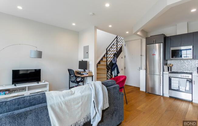 1178 GREENE AVE