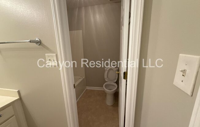 3 beds, 2.5 baths, $1,860