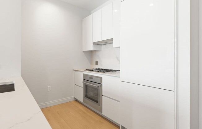 1 bed, 1 bath, 691 sqft, $5,650, Unit 1912