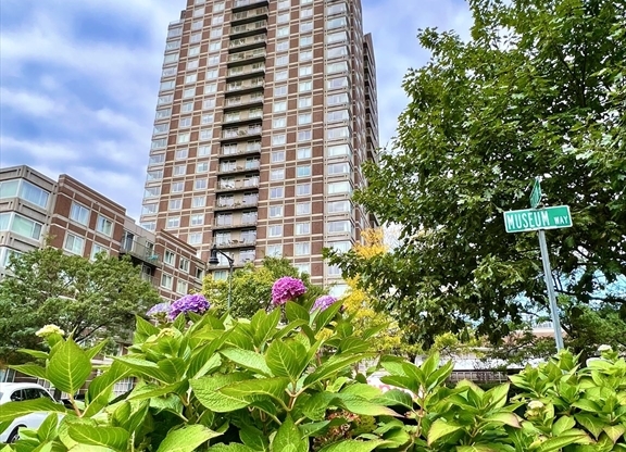 1 bed, 1 bath, 796 sqft, $3,300, Unit 2203