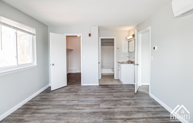 1 bed, 1 bath, 648 sqft, $1,475, Unit 1104