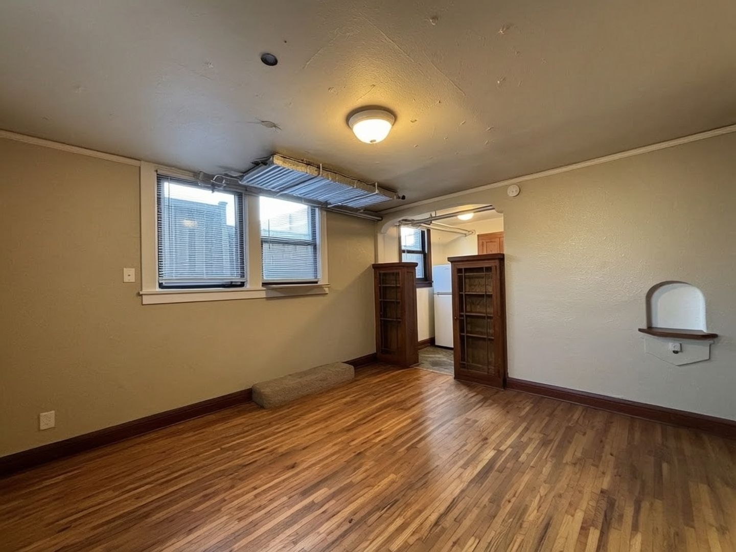 995 Grand Ave
