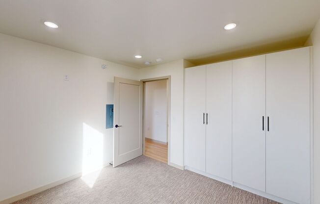 1 bed, 1 bath, 529 sqft, $1,460, Unit 6410-106