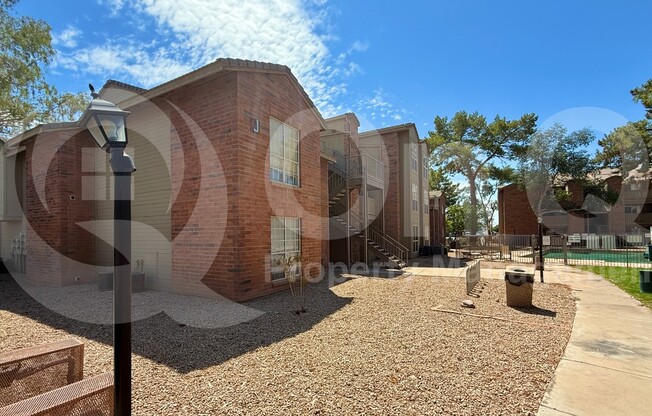 1 bed, 1 bath, 629 sqft, $1,075, Unit 164