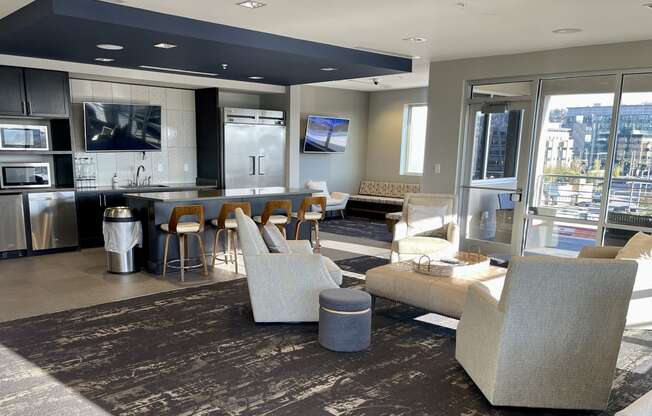 Resident Social Lounge at Flats on 4th Apartments in Birmingham, AL