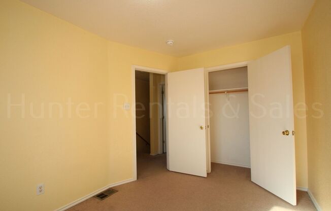 2 beds, 1.5 baths, $875, Unit Unit C