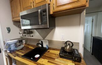 1 bed, 1 bath, 500 sqft, $1,625, Unit Studio