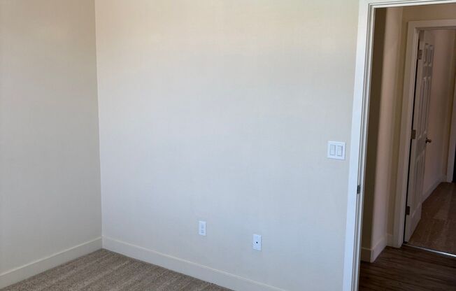 2 beds, 2 baths, 1,064 sqft, $2,271, Unit 1663 - 301