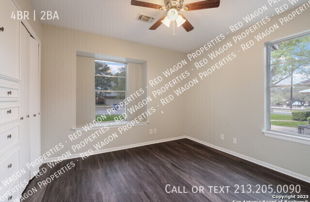 3206 QUAKERTOWN DR