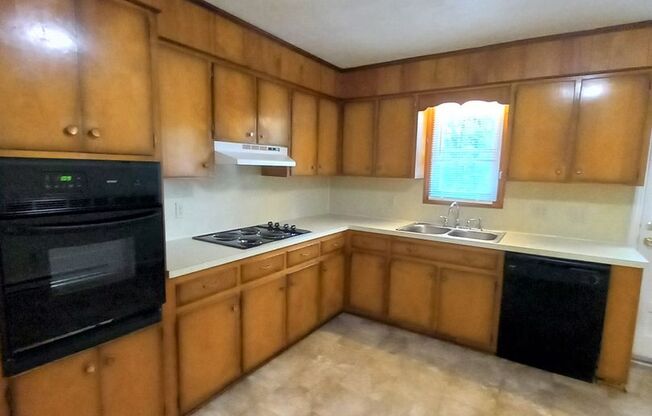 2 beds, 1 bath, 903 sqft, $1,170, Unit K-1