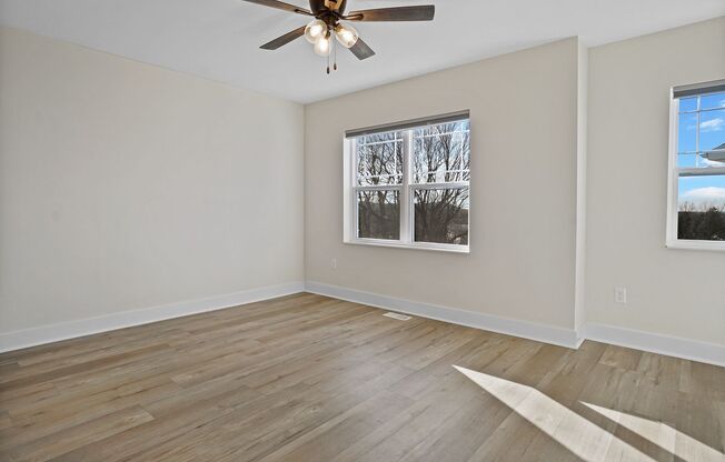 3 beds, 2.5 baths, 1,960 sqft, $2,600, Unit 116 Eiche Drive - Unit 2