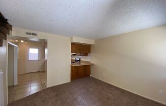 2 beds, 1 bath, 900 sqft, $1,150, Unit #4