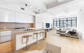 404 PARK AVE S