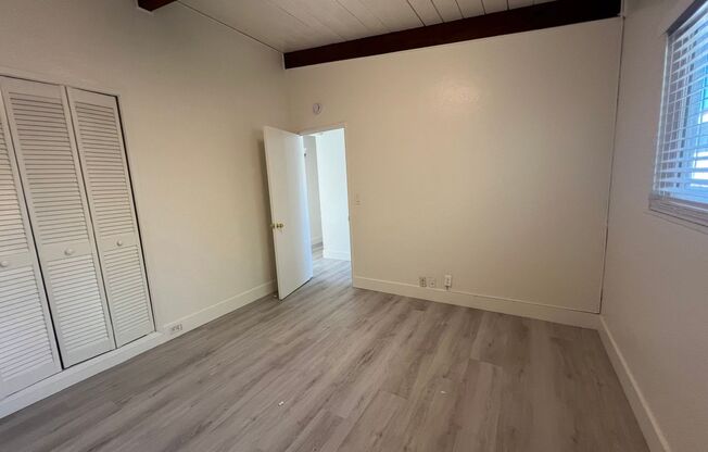 3 beds, 1 bath, $3,600