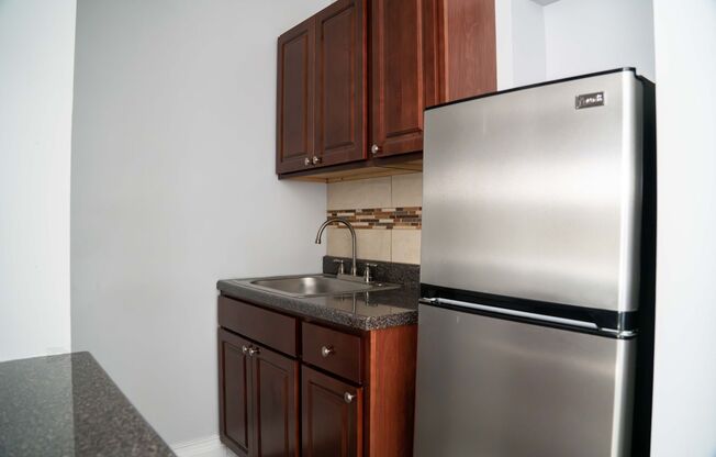 Studio, 1 bath, 250 sqft, $1,025, Unit 4070-212