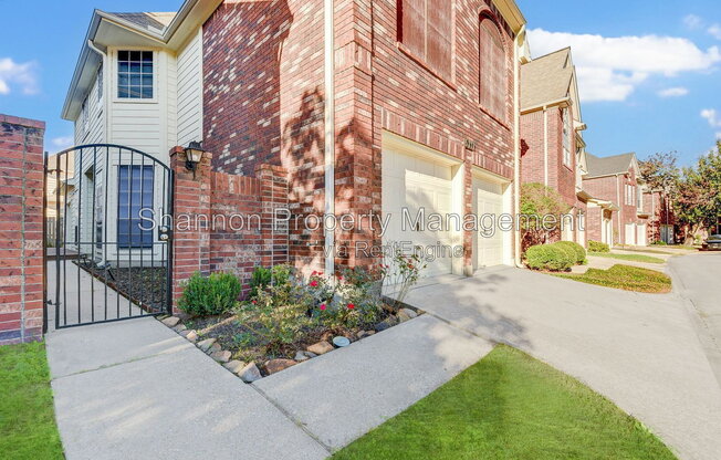 5811 WHITE HART RUN