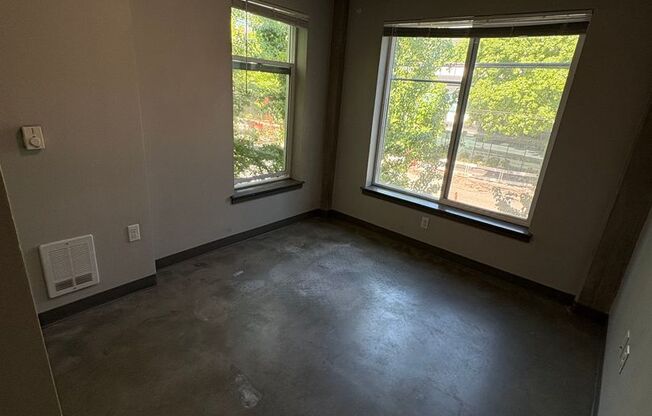 Studio, 1 bath, 239 sqft, $999, Unit 416