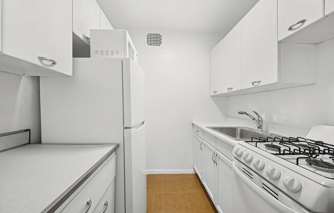 333 E 14 ST