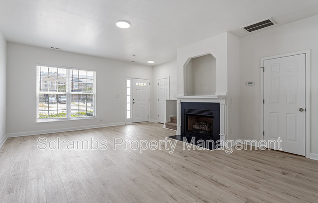 8323 TIERRA DE SOL WAY