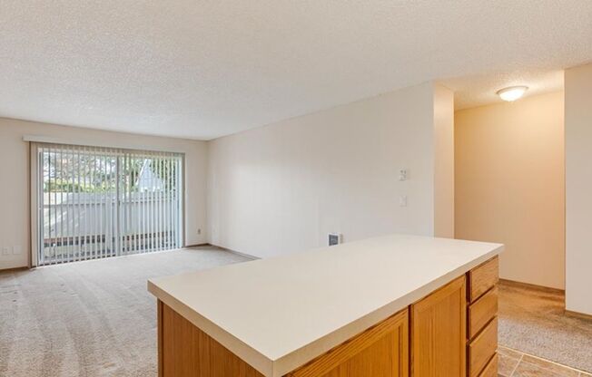 1 bed, 1 bath, 547 sqft, $1,350, Unit 4