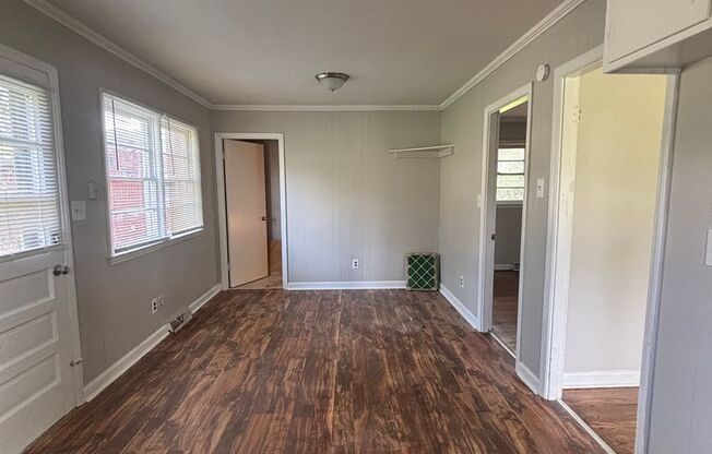 Spacious 3 bedroom home! (500.00 off first Full Months Rent )