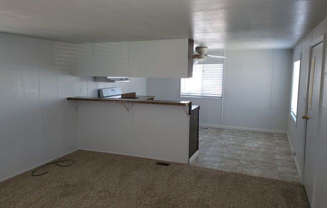 Now Available: 2 bedroom. Bullhead City
