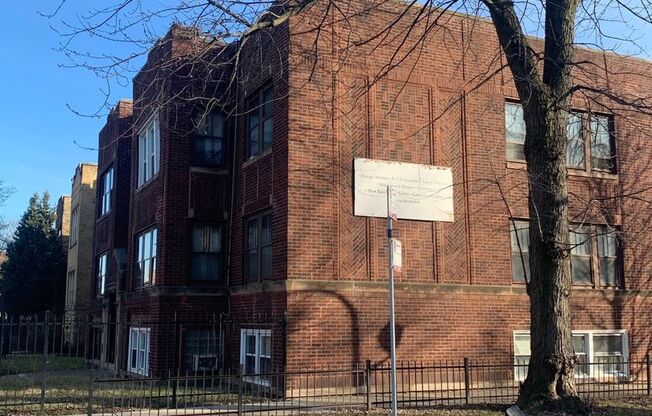 Marquette/Campbell (SE Corner)