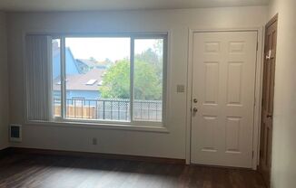 1 bed, 1 bath, 650 sqft, $1,050, Unit 1297