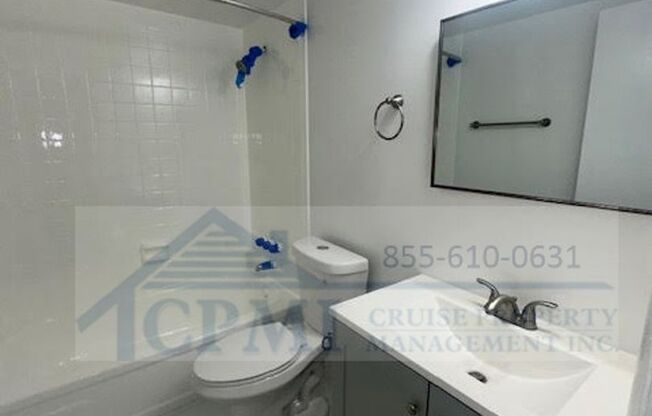 2 beds, 1 bath, 896 sqft, $2,095, Unit B102