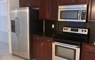 2 beds, 2 baths, $2,300, Unit #101