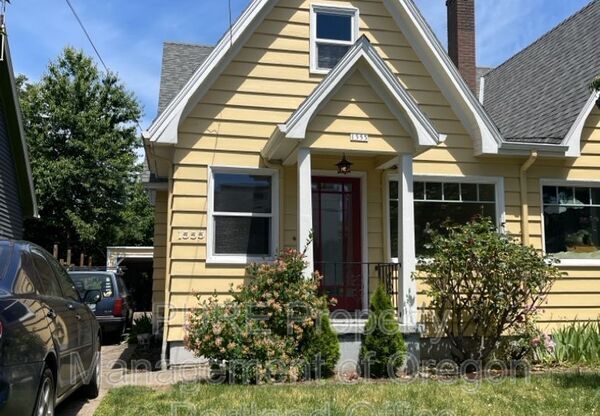 1555 N KILLINGSWORTH ST