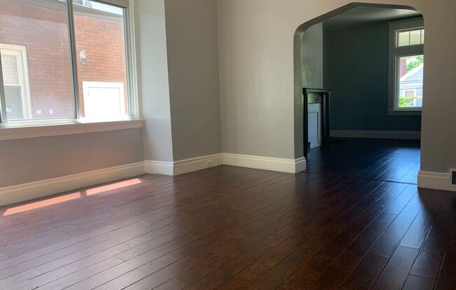 Charming 3 bedroom home in Carrick available September 1!
