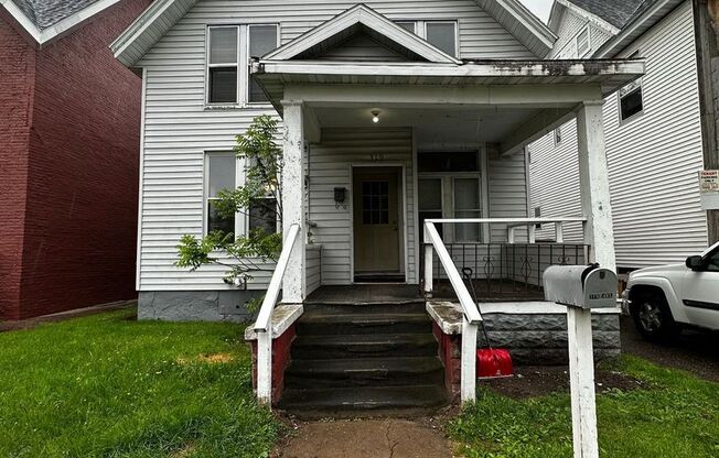 Charming 4 Bedroom House on Earl Street - Available June 2027