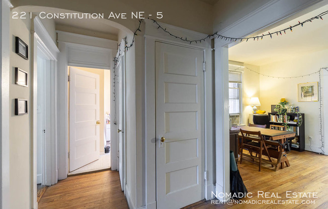 221 CONSTITUTION AVE NE