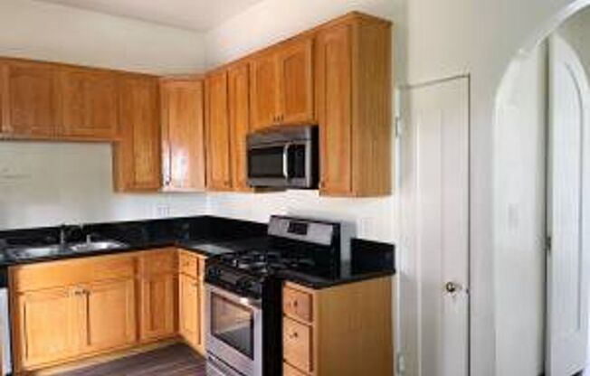 174   Cloverdale Apartments