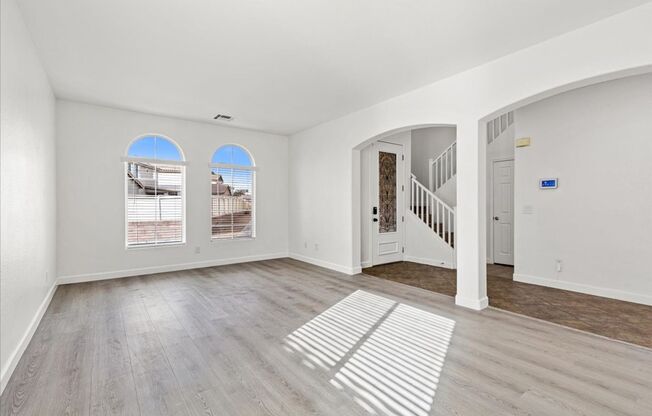 4 beds, 2.5 baths, $2,695