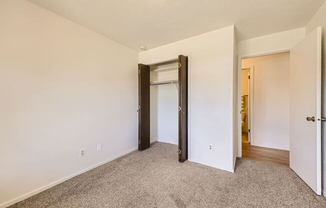 2 beds, 2 baths, $2,300, Unit A321