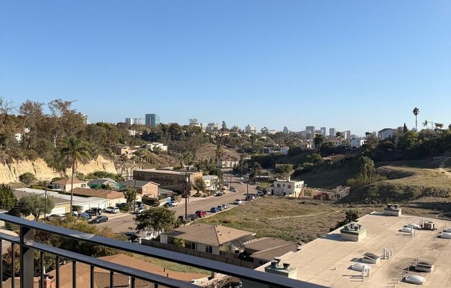 2 beds, 2 baths, 816 sqft, $4,349, Unit 505