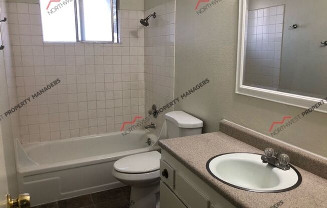 2 beds, 1 bath, 930 sqft, $1,295, Unit #20